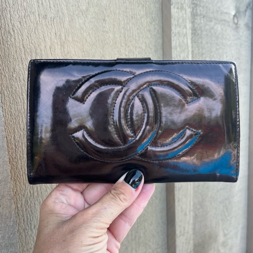 Authentic Vintage CHANEL French Purse - Black Patin Leather 1994-1996
